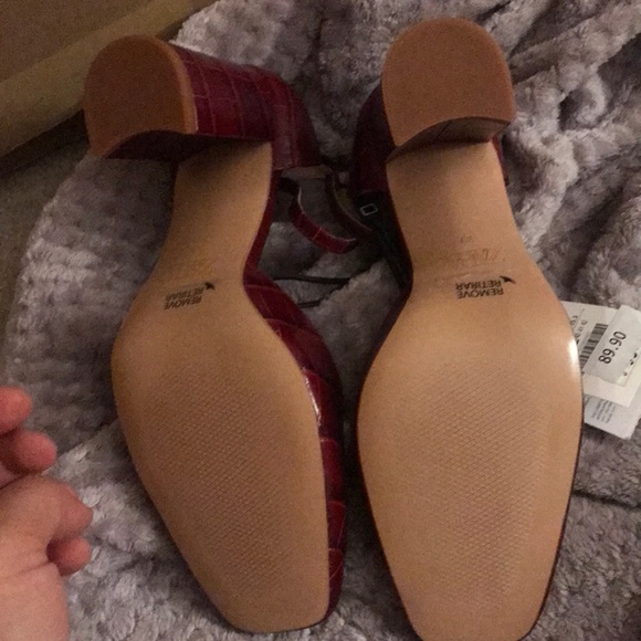 Zara leather animal embossed heels - Picture 8 of 8